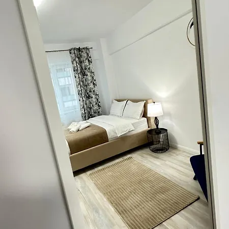 Luxury Cozy Suites & Studios At Unirea Towers Iasi Exterior foto